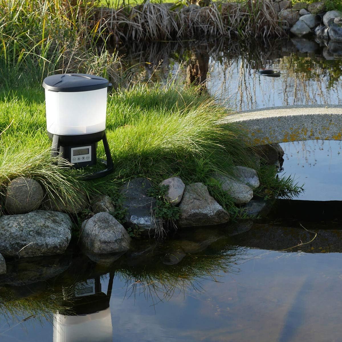 Evolution Aqua Automatic Pond Feeder