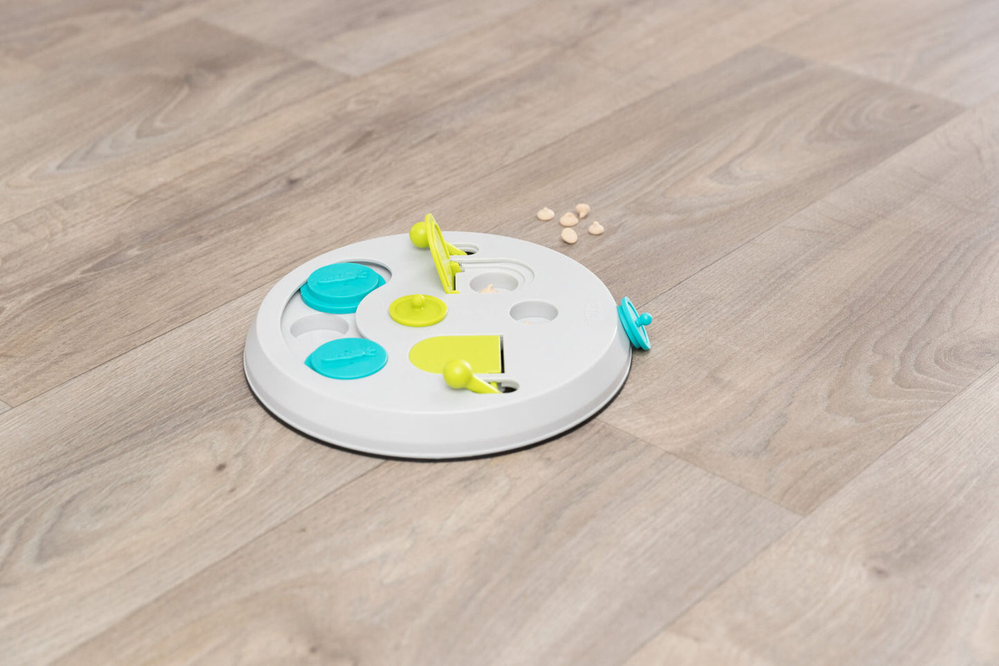 Trixie Flip Board Small Animal Strategy Game