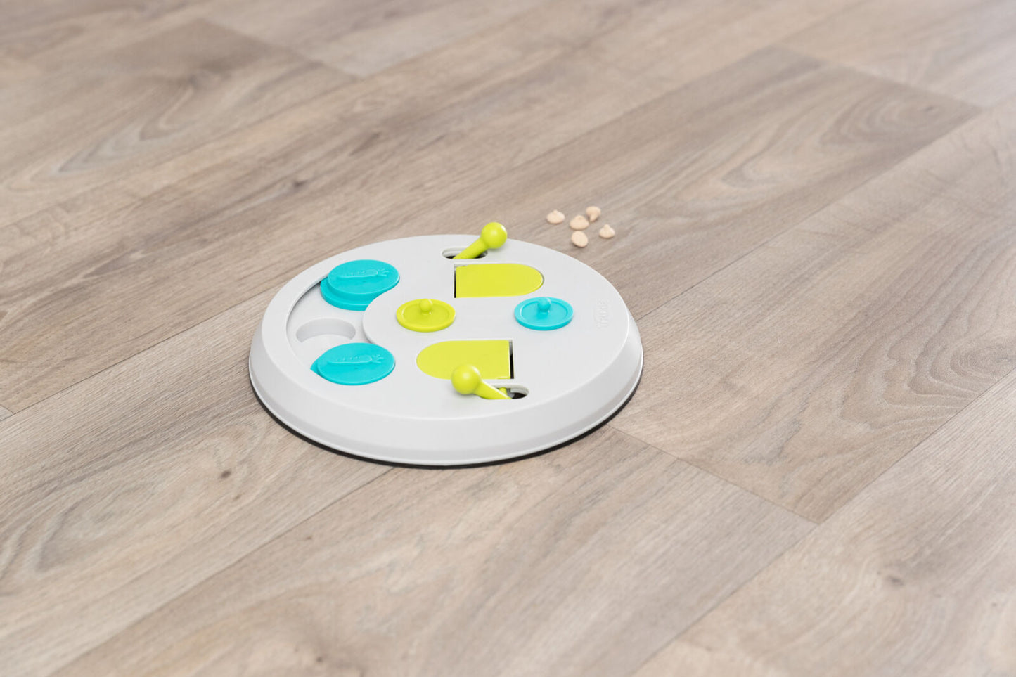 Trixie Flip Board Small Animal Strategy Game