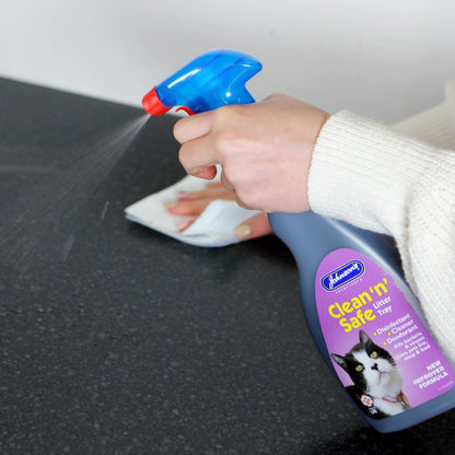 Johnson's Veterinary Clean & Safe Litter Tray 500ml