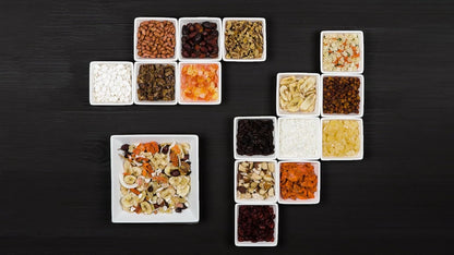 Johnston & Jeff Fruit Nut & Veg Mix 700g