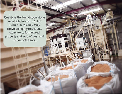 Johnston & Jeff Fruit Nut & Veg Mix 700g