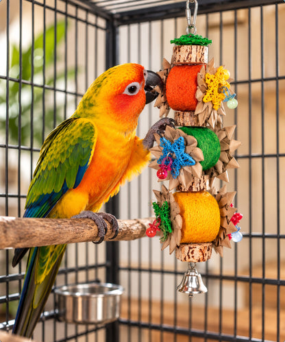 Sky Pets Palm Star Loofa & Palm Leaf Star Medium Parrot Toy