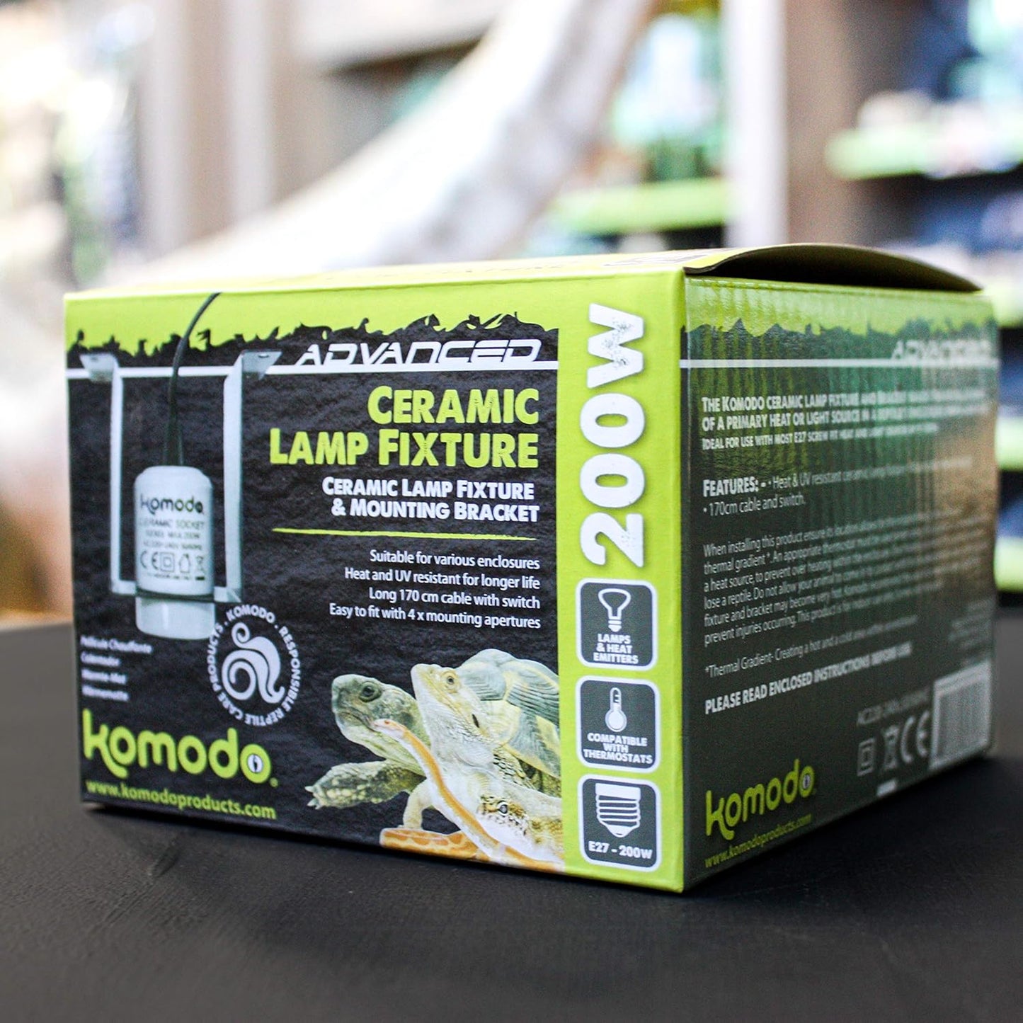 Komodo Ceramic Lamp Fitting 200w